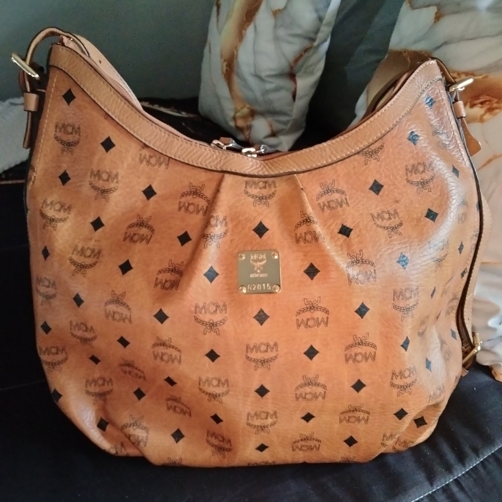 💯 Authentic MCM Brown Logo Hobo Bag